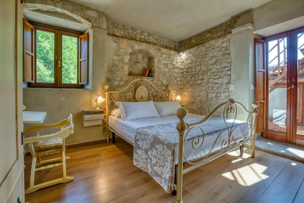 Apartmán La Torre Di Piediluco Col Sant'Angelo Exteriér fotografie
