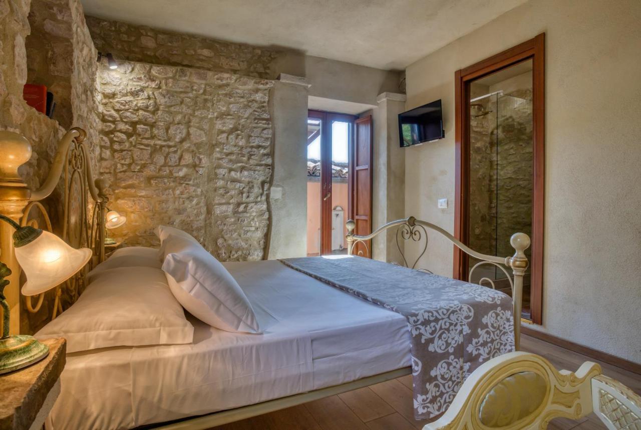 Apartmán La Torre Di Piediluco Col Sant'Angelo Exteriér fotografie